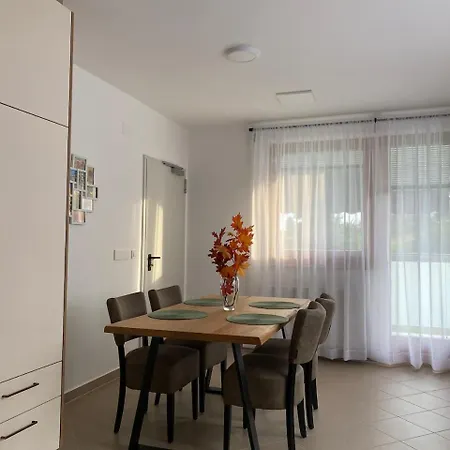 Apartma Arbores Apartment *