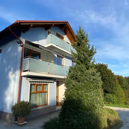 Apartma Arbores Apartment *